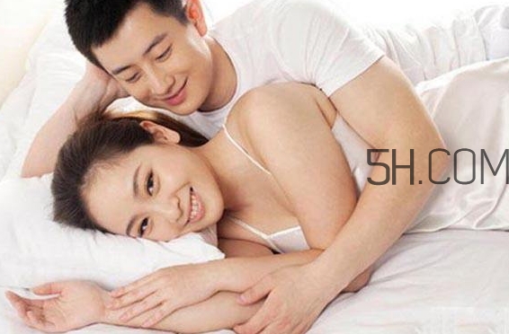 孕晚期同房有助于生產(chǎn)嗎？孕晚期同房對胎兒有影響嗎？