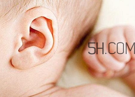 耳朵會(huì)感染腳氣嗎？耳朵感染腳氣怎么治