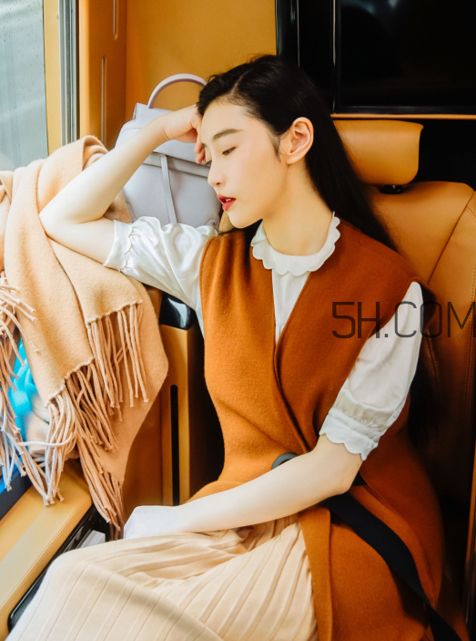 中耳炎為什么會(huì)流水？中耳炎為什么會(huì)流血？