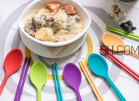 教會寶寶自己吃飯，你做到這些了嗎？