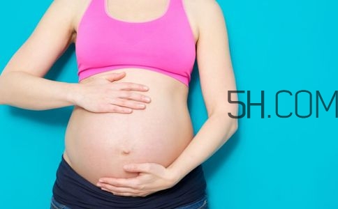 孕婦臨產(chǎn)入院需要準(zhǔn)備什么？孕婦臨產(chǎn)入院檢查項(xiàng)目