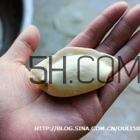 餃子和面用熱水還是冷水？餃子和面要醒多長(zhǎng)時(shí)間？