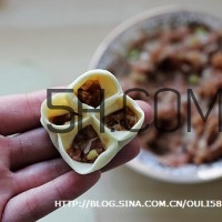 餃子和面用熱水還是冷水？餃子和面要醒多長(zhǎng)時(shí)間？