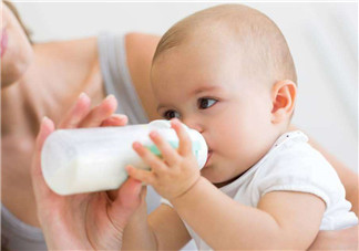 哺乳期不能吃什么食物？奶水多寶寶吃不完怎么辦？