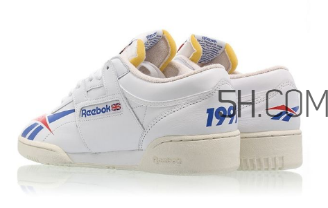 kasina與reebok聯(lián)名復(fù)古運動鞋多少錢_在哪買？
