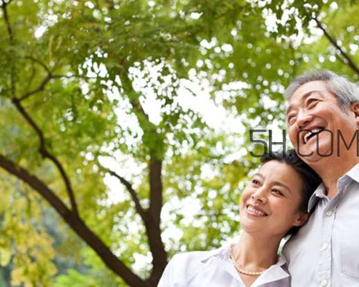 肺結(jié)核喝什么茶好得快？肺結(jié)核喝什么湯有營養(yǎng)？