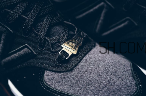 new era與new balance 574s聯(lián)名運(yùn)動(dòng)鞋多少錢(qián)？