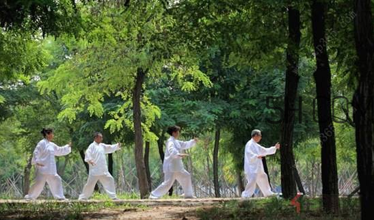 秋天運(yùn)動(dòng)養(yǎng)生要注意什么？秋季養(yǎng)生小常識(shí)
