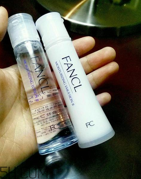 fancl水乳哪個系列好用？fancl芳珂水乳成分