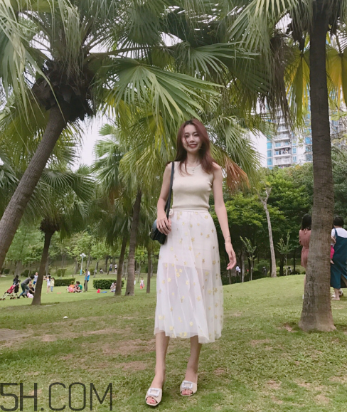 歐時力衣服尺碼偏大嗎？歐時力衣服可以退嗎？