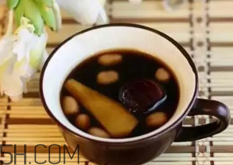 秋天早上能吃姜嗎？秋天喝什么蜂蜜好？
