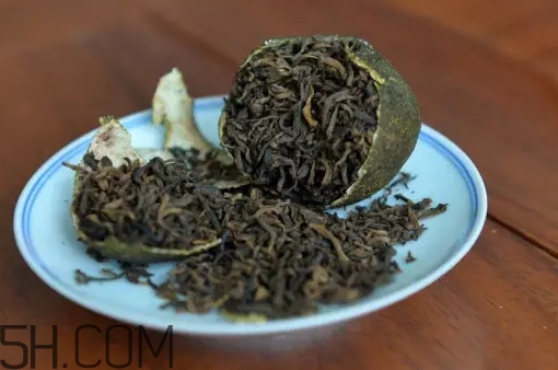 為什么喝小青柑普洱茶喉嚨痛？小青柑什么時(shí)候喝好