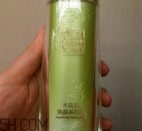 百雀羚爽膚水怎么樣？百雀羚爽膚水含酒精嗎？