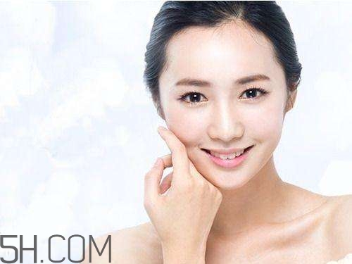 夢(mèng)妝淡斑調(diào)理水怎么樣？夢(mèng)妝淡斑調(diào)理水有效嗎？