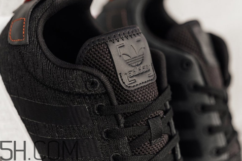 adidas nmd r2 future harvest萬圣節(jié)配色實物什么樣？