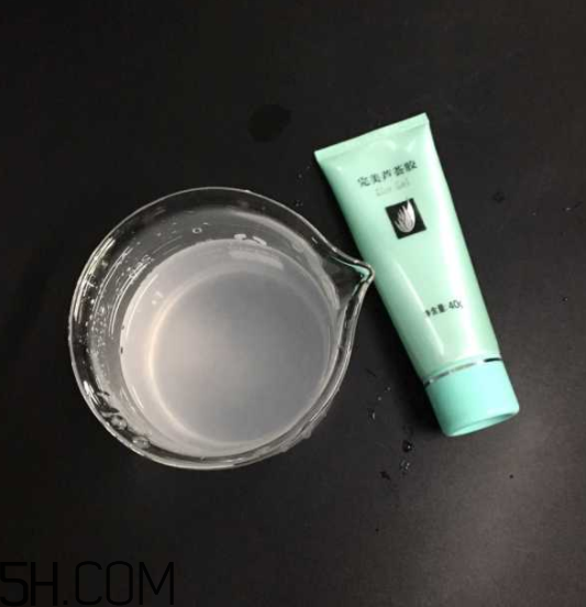 昭貴蘆薈凝膠汁怎么樣？昭貴蘆薈膠和完美蘆薈膠哪個(gè)好？
