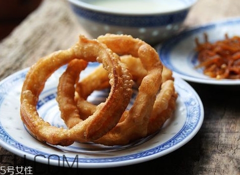 焦圈兒是什么？焦圈和油條有什么區(qū)別