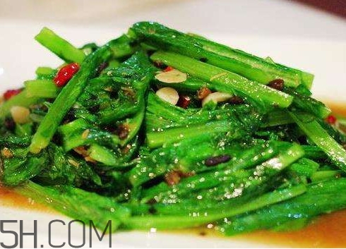 油麥菜是轉(zhuǎn)基因蔬菜嗎？油麥菜是發(fā)物嗎