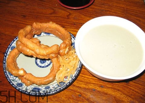 豆汁能天天喝嗎？豆汁會(huì)回奶嗎