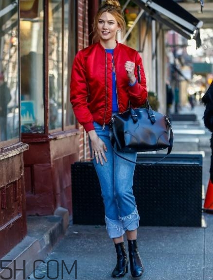 紅色衣服褪色怎么補(bǔ)救？紅色衣服掉色如何處理？