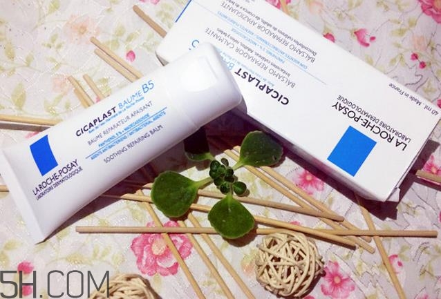 理膚泉b5有激素嗎？理膚泉b5有100ml的嗎？