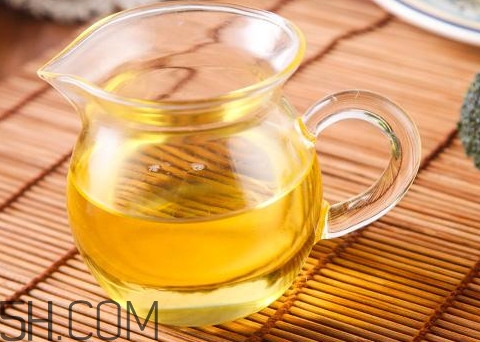 調(diào)和油是什么油？調(diào)和油和花生油哪個好