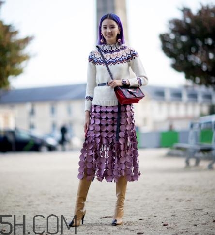 短發(fā)適合穿什么衣服？短發(fā)穿什么衣服好看？