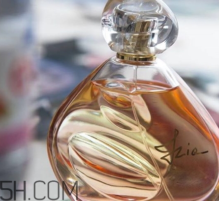 sisley izia伊莎香水怎么樣？希思黎izia香水好聞嗎