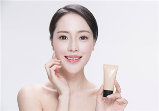 青春痘能不能擠？青春痘能用鹽水洗嗎？