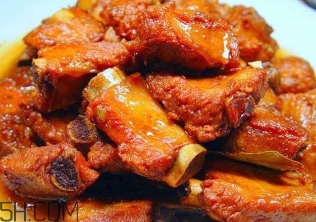做糖醋排骨煮多長(zhǎng)時(shí)間？酸甜排骨和糖醋排骨有什么區(qū)別