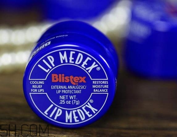 小藍(lán)罐唇膏正品多少錢？小藍(lán)罐唇膏怎么涂抹？