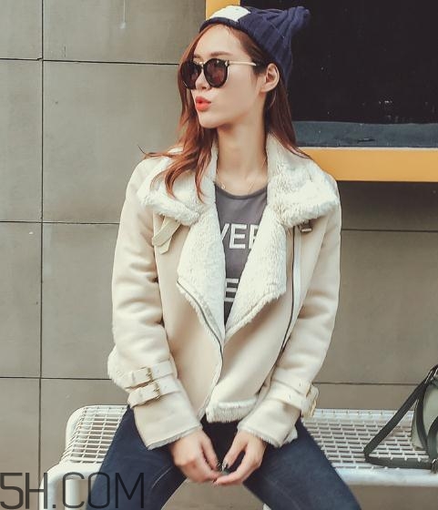 羊羔毛外套暖和嗎？羊羔毛外套多少度穿？