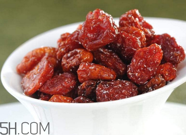 蜜棗和紅棗有什么區(qū)別？阿膠蜜棗的功效與作用