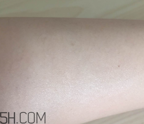 初之印修容氣墊CC霜怎么樣？多少錢？