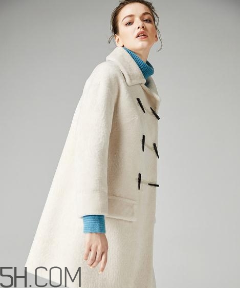 羊剪絨和羽絨服哪個好？羊剪絨大衣和羽絨服哪個保暖？