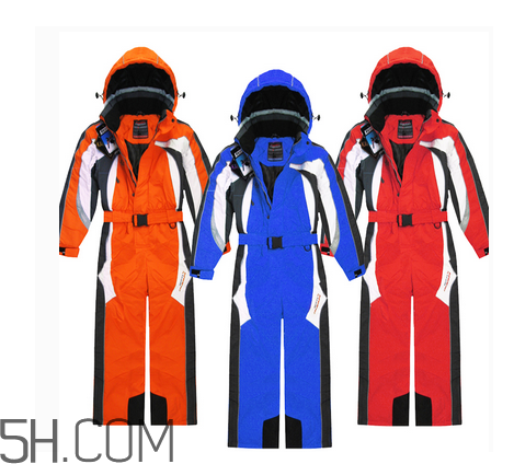 滑雪服什么牌子好？滑雪服和沖鋒衣哪個好？
