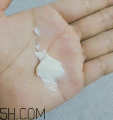 深海四十噚面霜哪里買？深海四十噚面霜含激素嗎？