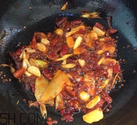花蓋蟹和梭子蟹哪個(gè)好吃？花蓋蟹和梭子蟹區(qū)別