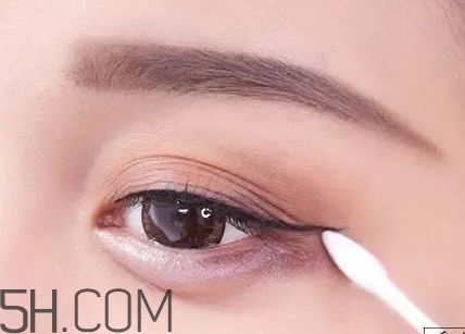 萬圣節(jié)南瓜妝怎么化？萬圣節(jié)南瓜少女妝