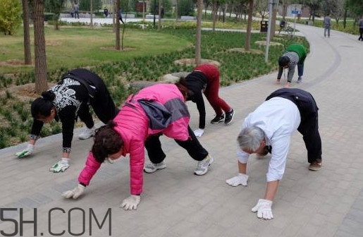什么人不適合爬著走？爬著走鍛煉叫什么