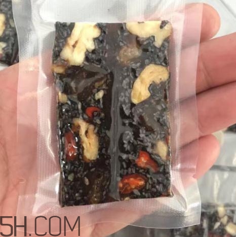 東阿阿膠可以空腹吃嗎？東阿阿膠吃了會(huì)發(fā)胖嗎？