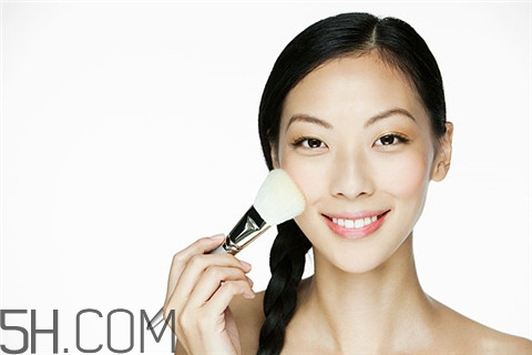 烤瓷牙能吃硬東西嗎？烤瓷牙能用美牙儀嗎？