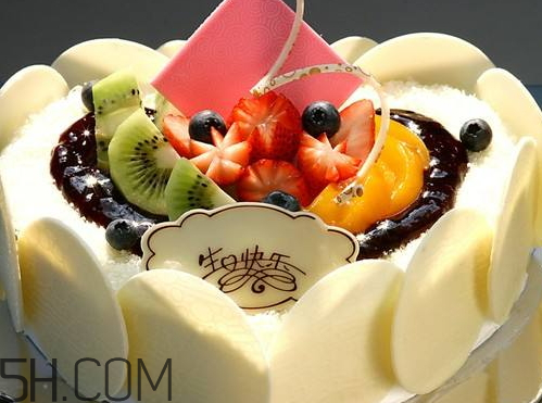 蛋糕為什么會(huì)開(kāi)裂 蛋糕開(kāi)裂是什么原因