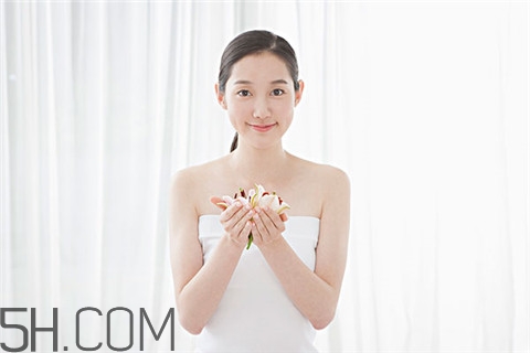 烤瓷牙會(huì)改變臉型嗎？烤瓷牙會(huì)裂嗎？