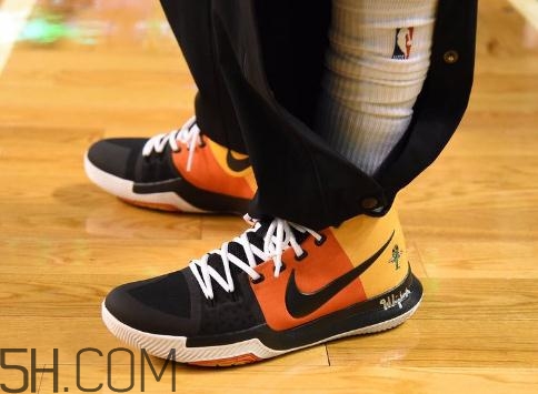 nike kyrie 3 raygun外星人配色會(huì)發(fā)售嗎？