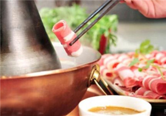 涮羊肉調(diào)料怎么調(diào)好吃？涮羊肉的麻醬怎么調(diào)？