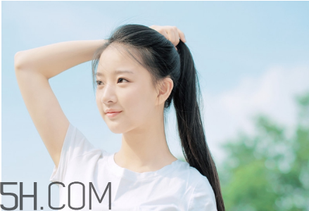 油性發(fā)質(zhì)用什么護(hù)發(fā)素？水療素和護(hù)發(fā)素的區(qū)別