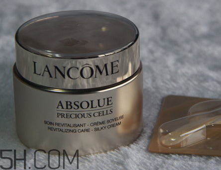 三大貴婦面霜比較_la prairie、Lamer和蘭蔻修復(fù)面霜比較