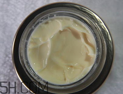 三大貴婦面霜比較_la prairie、Lamer和蘭蔻修復(fù)面霜比較