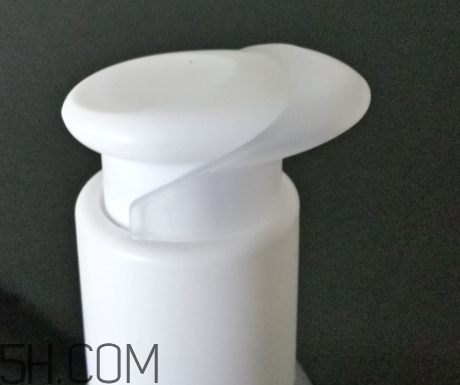 二爺新漢方真的好嗎?二爺新漢方護(hù)膚品怎么樣? 二爺新漢方真的好嗎?二爺新漢方護(hù)膚品怎么樣?
